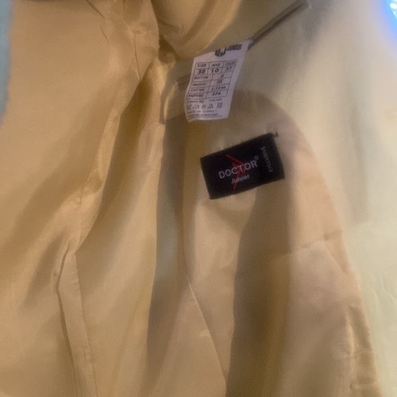 Yellow blazer boys size 10 - Picture 3 of 3